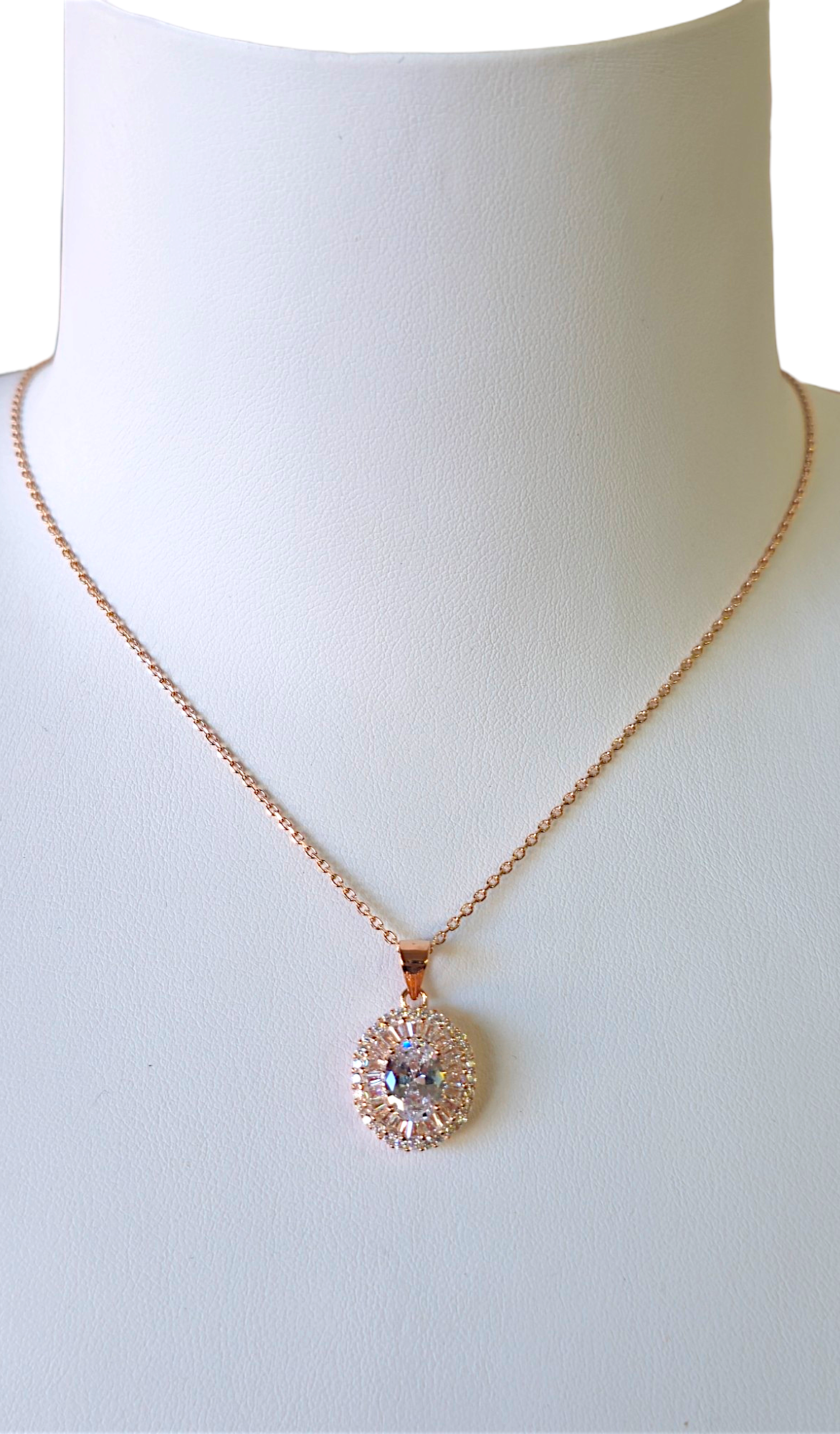 Collier en or rose et argent