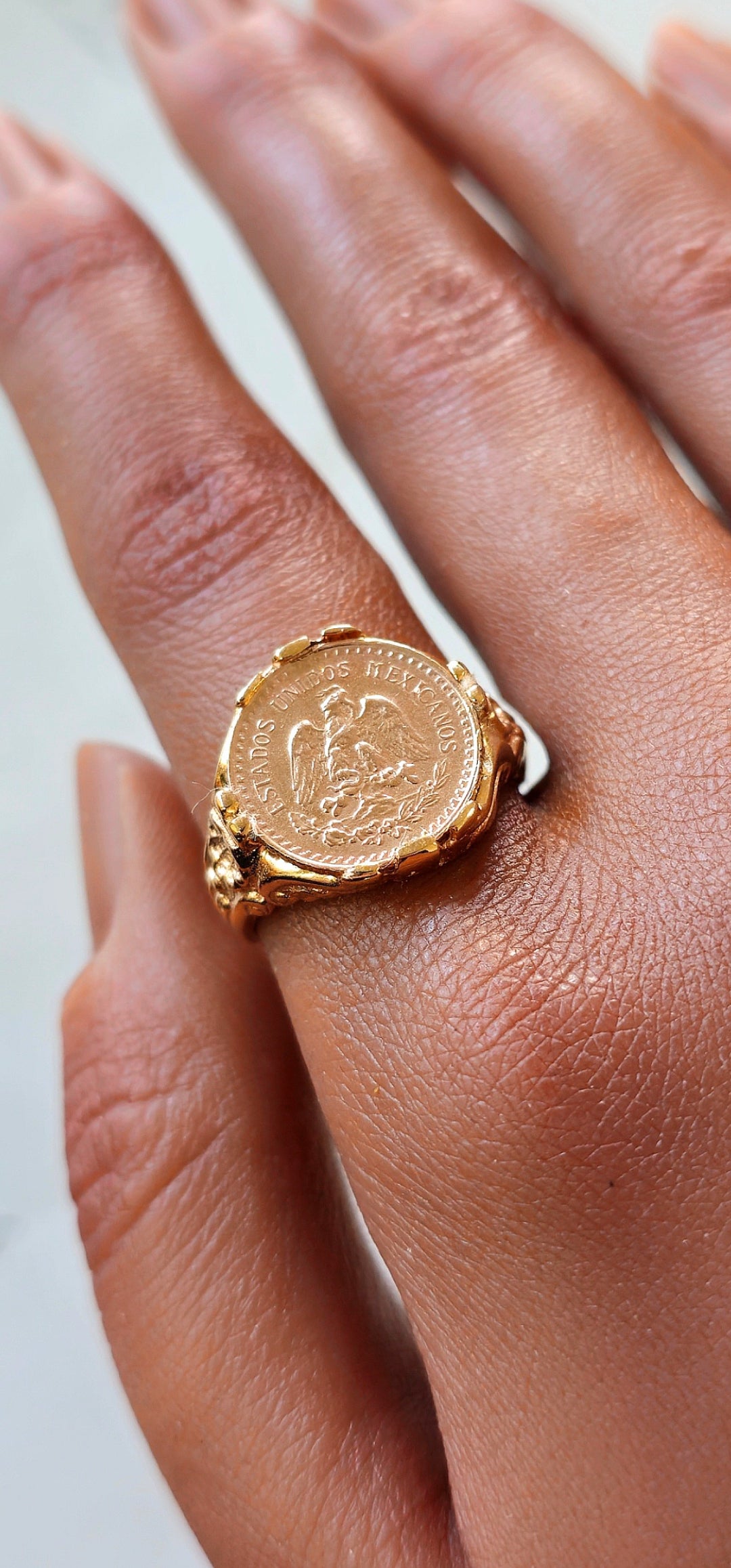 Bague en or de deux poids et demi