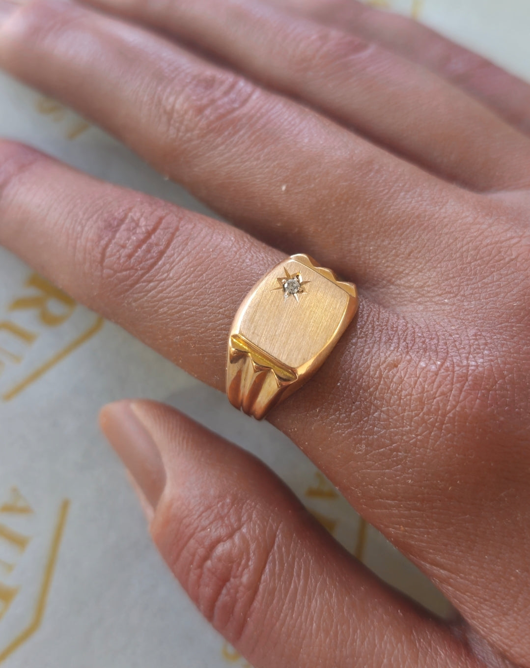 Bague Corner Stone en or